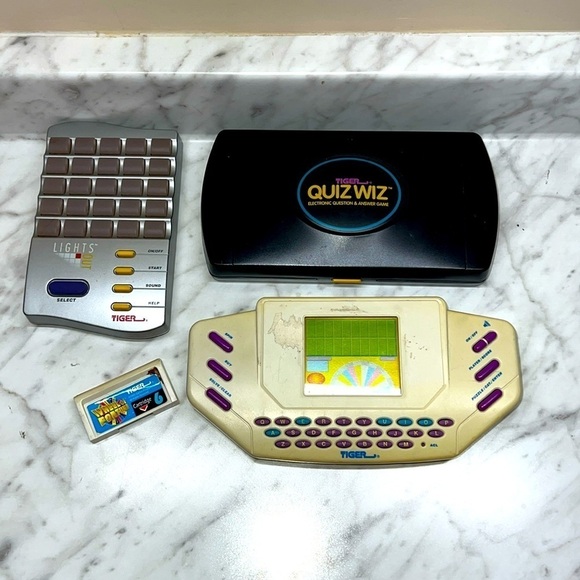3 vintage hand held video games QUIZ WIZ Lights out and Tiger wheel of fortune - Picture 1 of 4